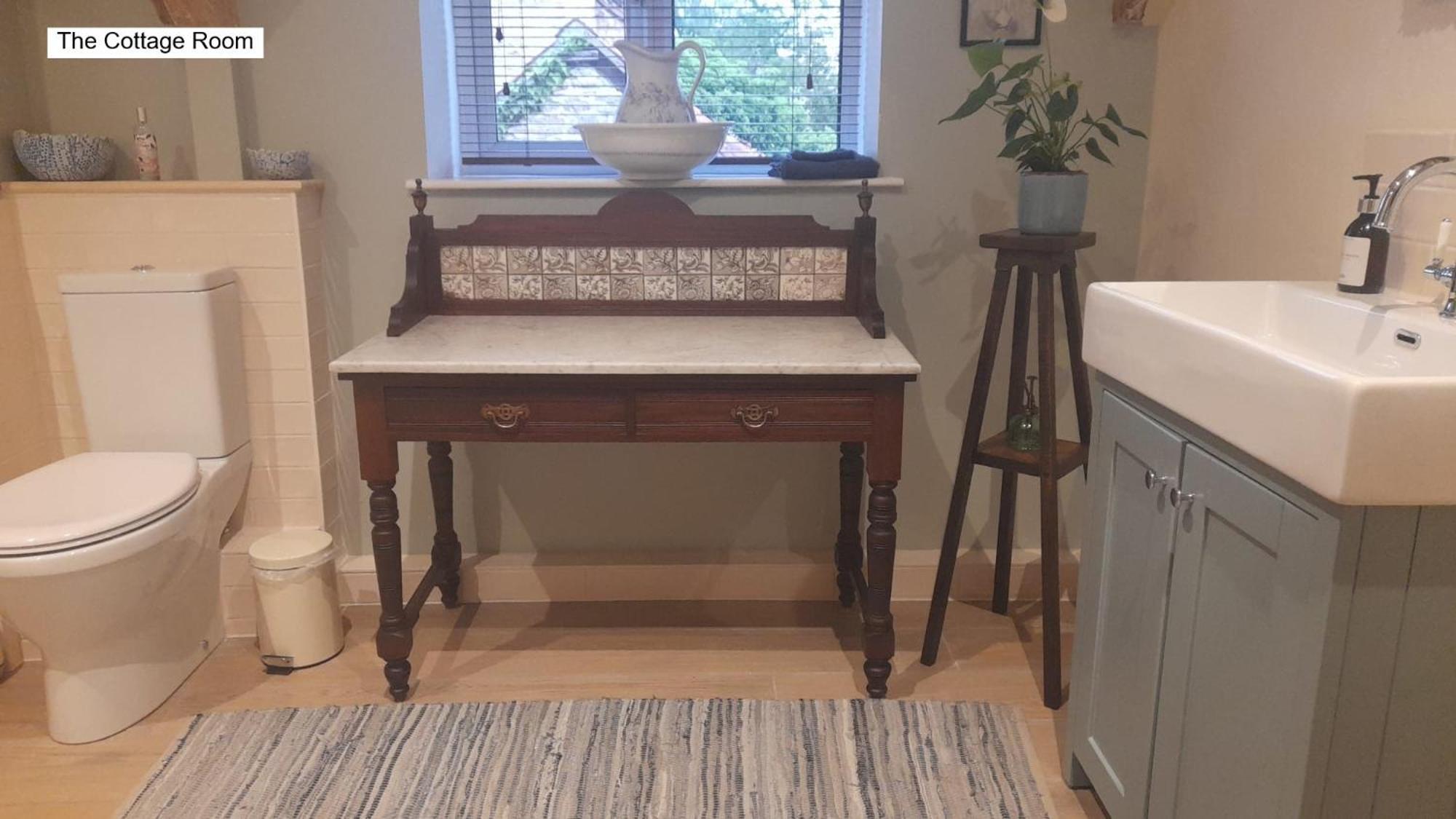 Cotswold Cottage Bed & Breakfast Luckington Dış mekan fotoğraf